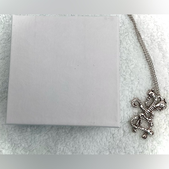 Demogorgan Necklace & Pendant - Picture 5 of 11